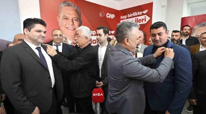 Antalya’da İYİ Parti Üyeleri CHP’ye Katıldı